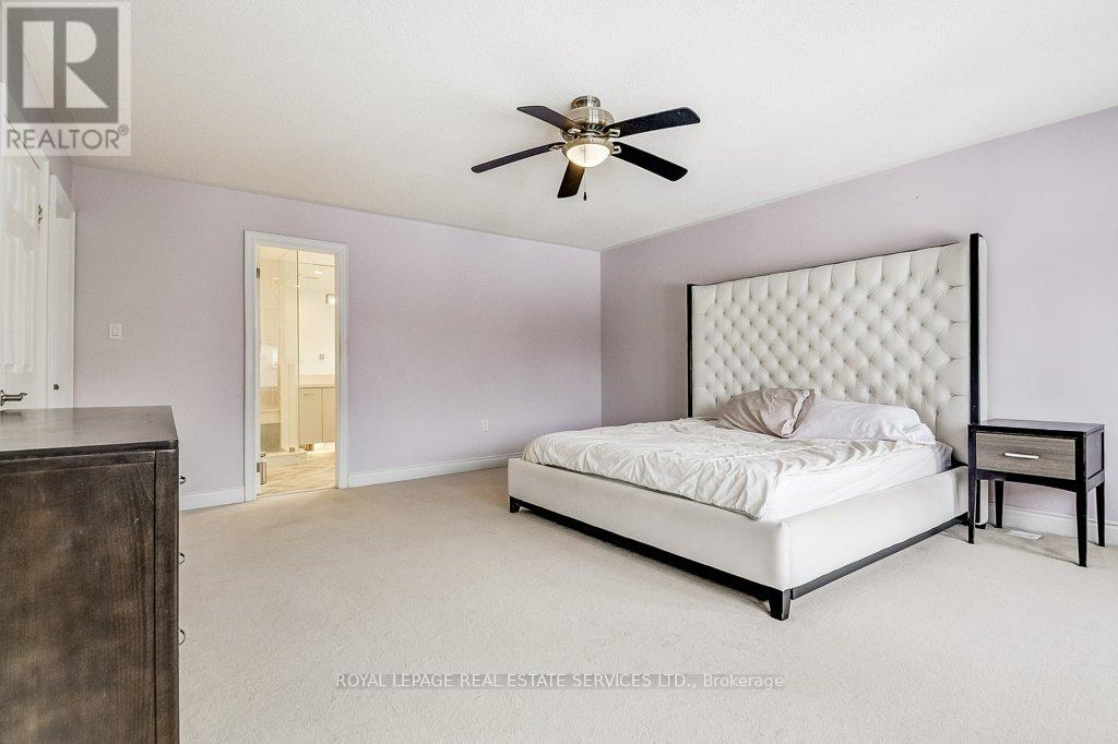 17 Clockwork Lane, Toronto, Ontario  M8Y 4H5 - Photo 28 - W11986514