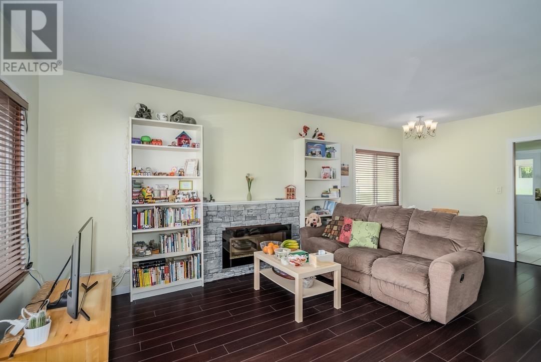 4576 Beatrice Street, Vancouver, British Columbia  V5N 4J2 - Photo 4 - R2980210