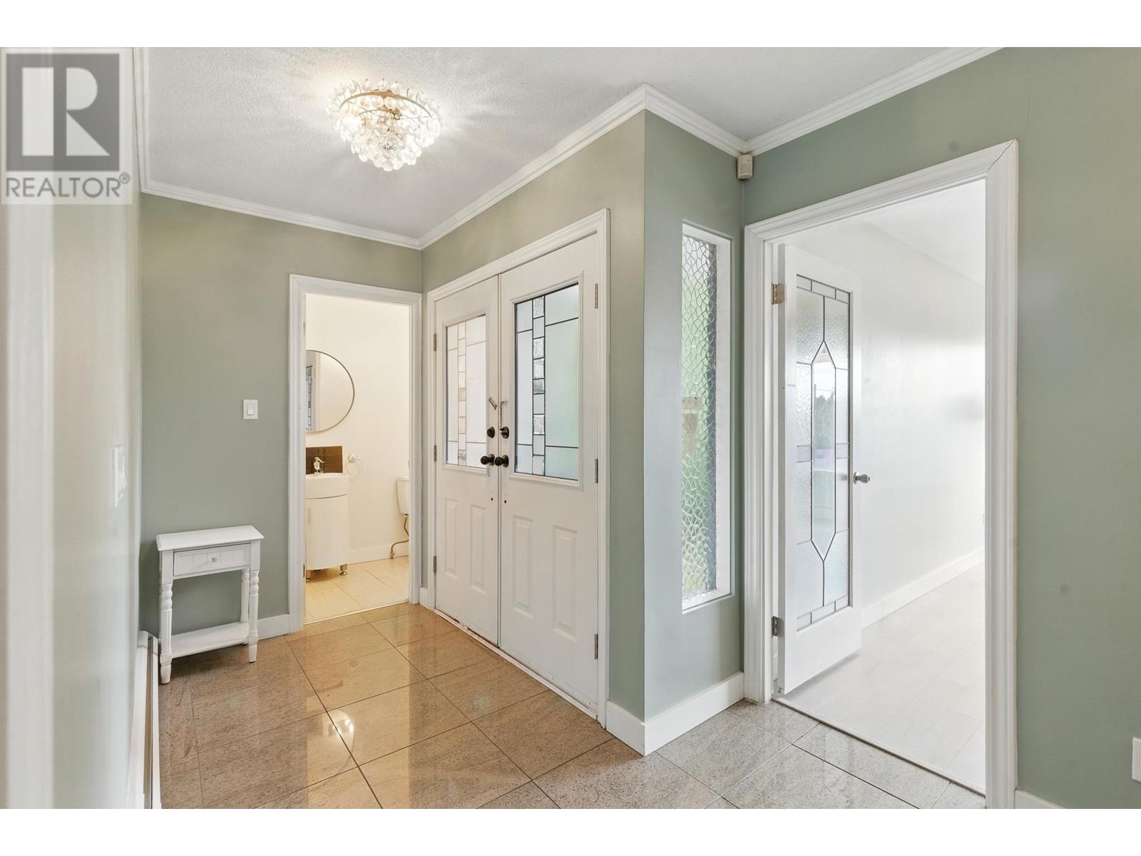 1479 W 59th Avenue, Vancouver, British Columbia  V6P 1Y8 - Photo 3 - R2978439