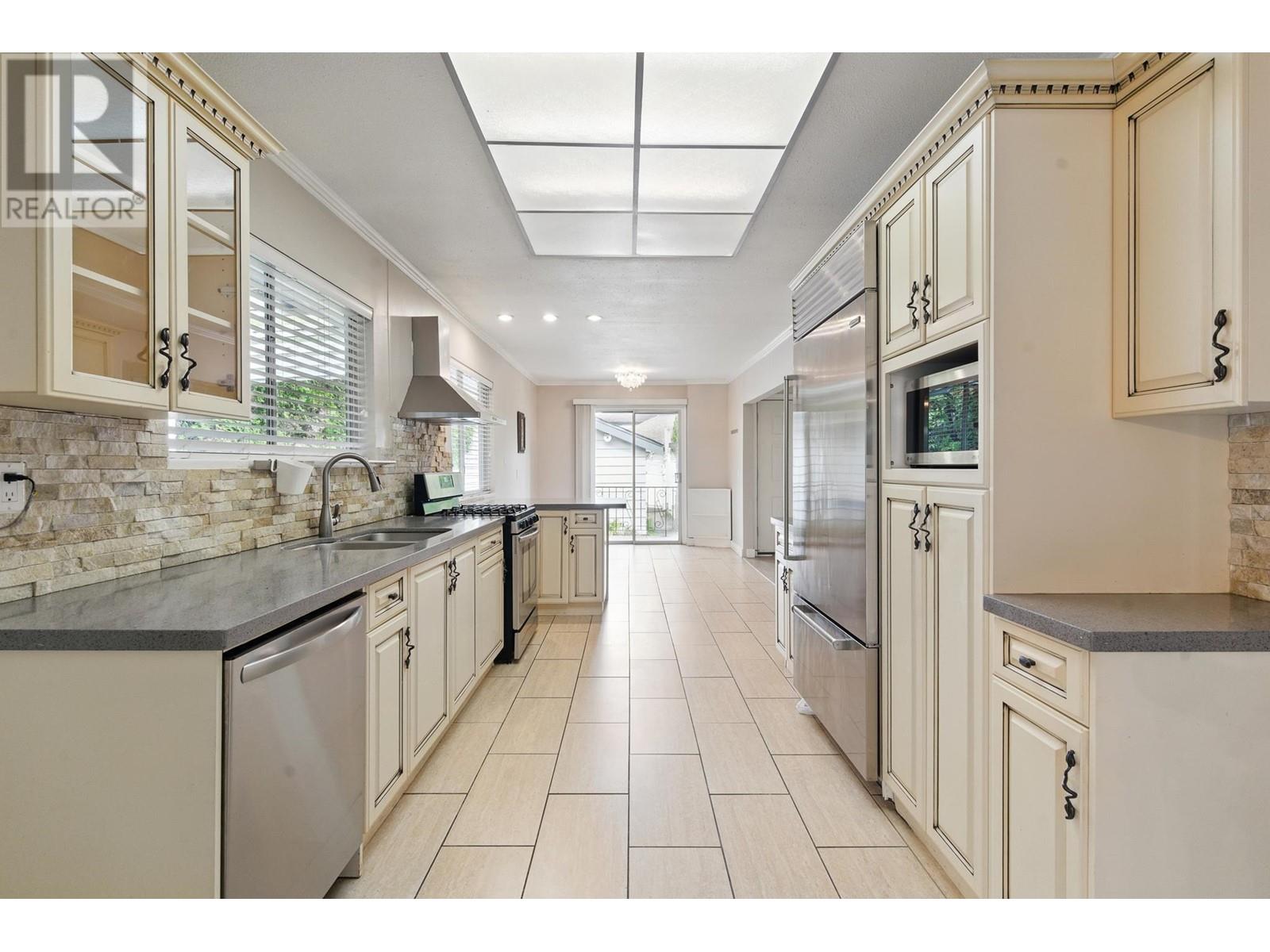 1479 W 59th Avenue, Vancouver, British Columbia  V6P 1Y8 - Photo 15 - R2978439
