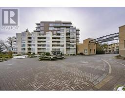 202 9298 UNIVERSITY CRESCENT, Burnaby, British Columbia
