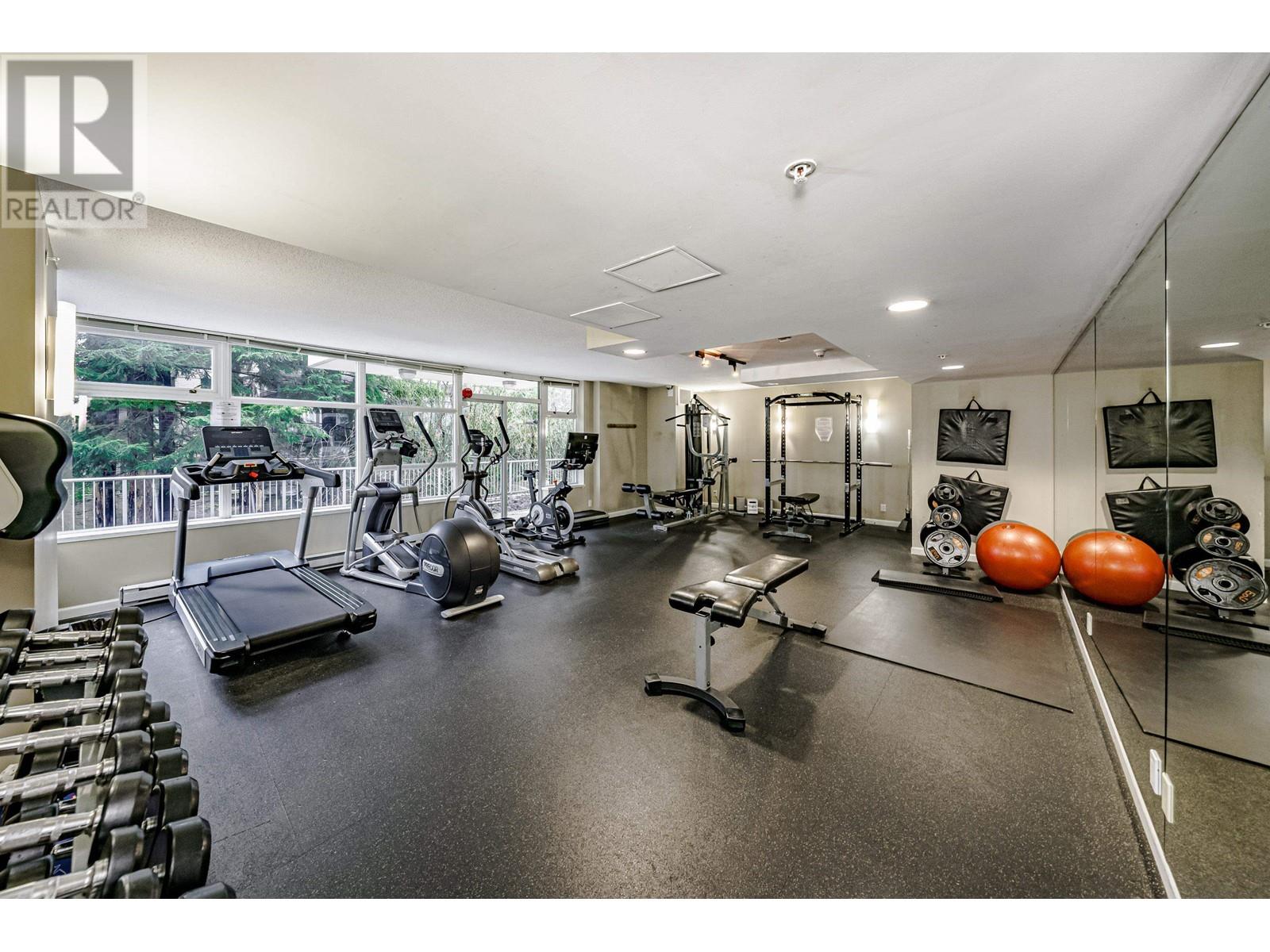 202 9298 University Crescent, Burnaby, British Columbia  V5A 4X8 - Photo 32 - R2966935