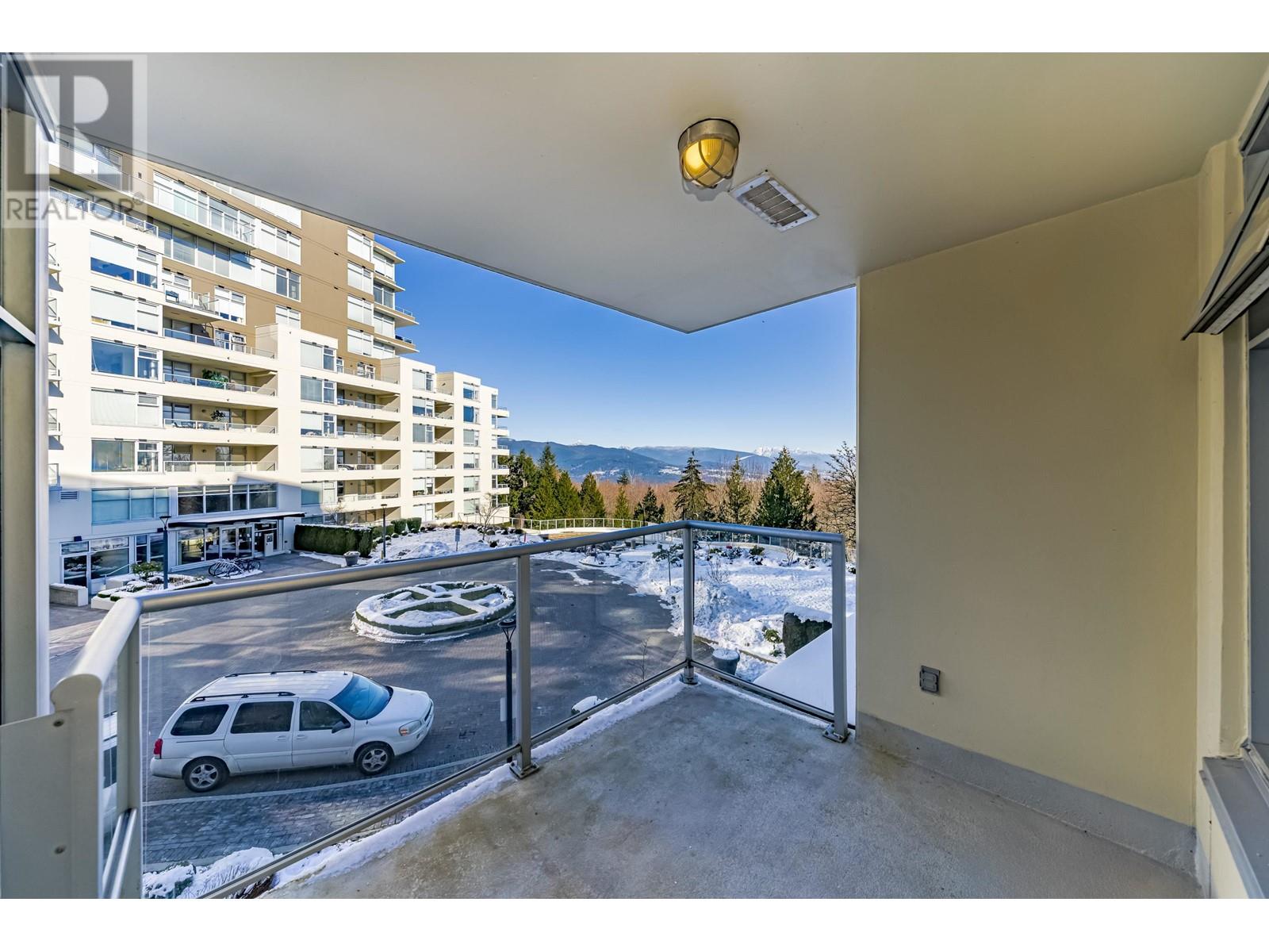 202 9298 University Crescent, Burnaby, British Columbia  V5A 4X8 - Photo 27 - R2966935