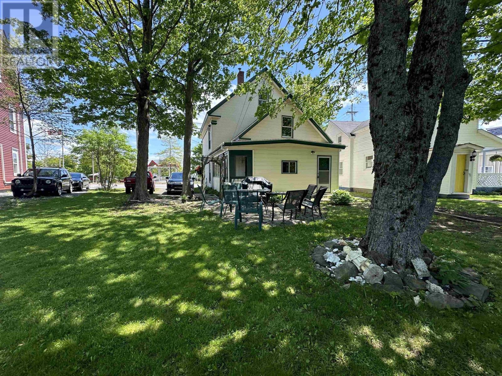 277 Main Street, parrsboro, Nova Scotia