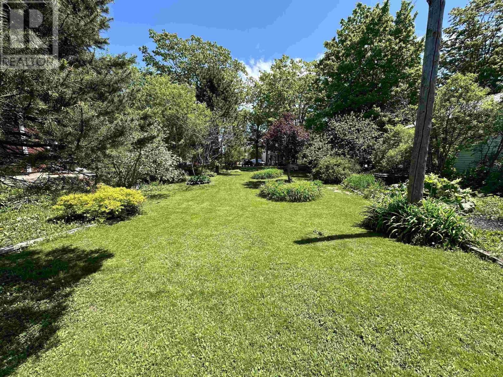 277 Main Street, Parrsboro, Nova Scotia  B0M 1S0 - Photo 2 - 202421500