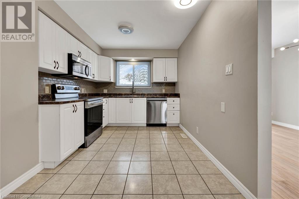 Property at 279 BLUEVALE Street N Unit# 73 image 5