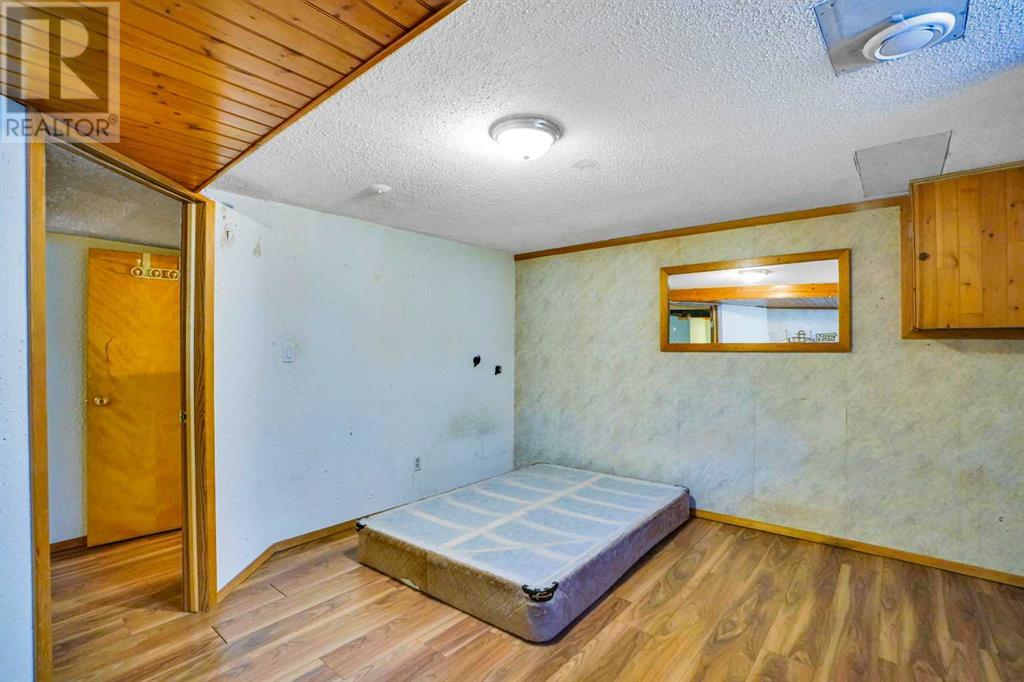 Property at 8608 175 Street NW image 3