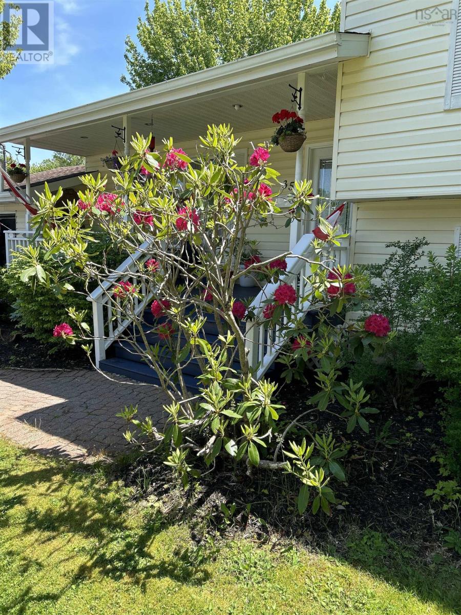 35 Carmichael Drive, Sydney River, Nova Scotia  B1S 3K4 - Photo 11 - 202505598