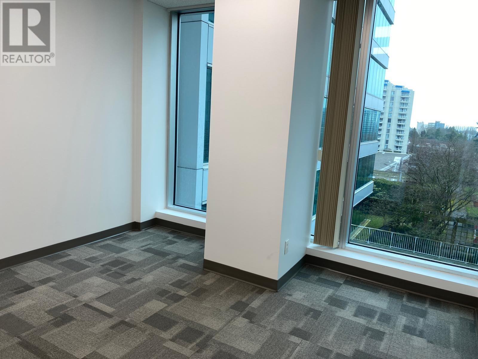 Listing Picture 9 of 9 : 801 & 802 6081 NO. 3 ROAD, Richmond / 烈治文 - 魯藝地產 Yvonne Lu Group - MLS Medallion Club Member