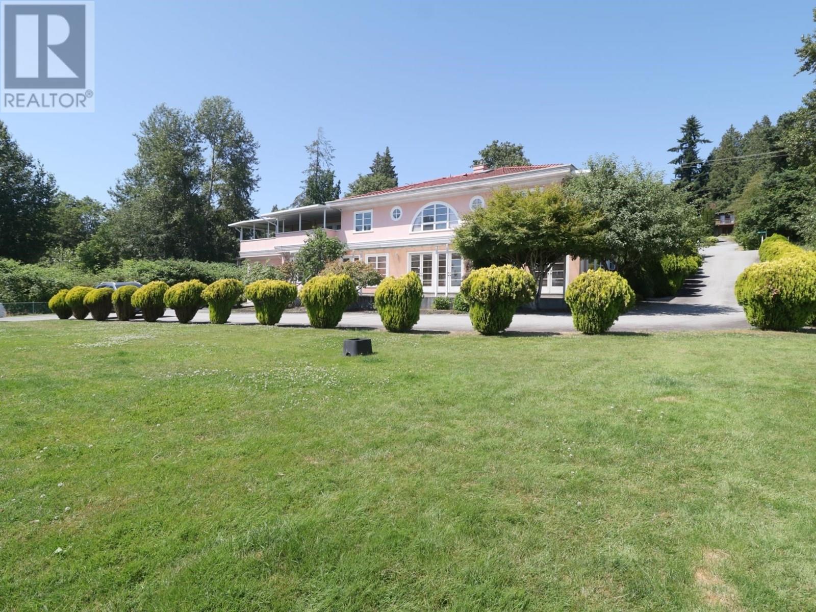 4828 Marine Drive, Burnaby, British Columbia  V5J 3G6 - Photo 2 - R2906954