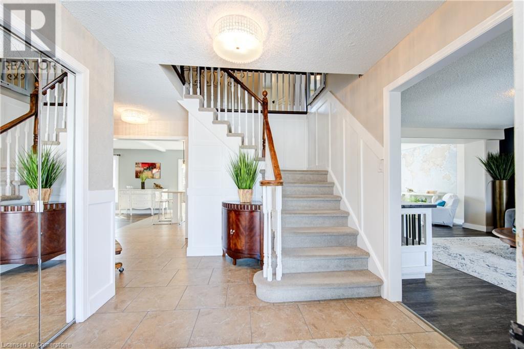 Property at 41 ROLLING ACRES Drive image 4