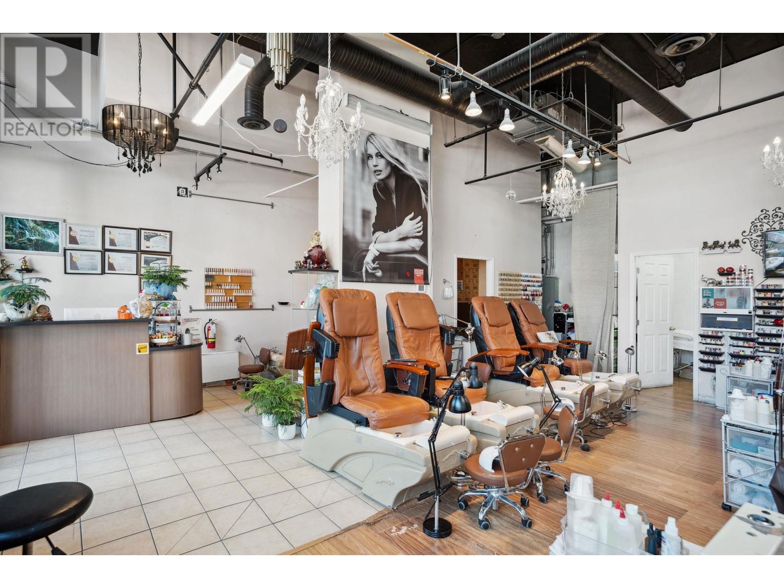 1066 W Broadway, Vancouver, British Columbia  V6H 1E7 - Photo 5 - C8067057