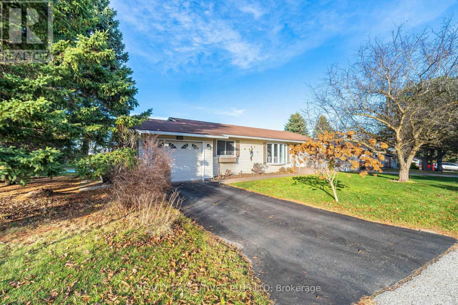 Property at 112 TECUMSETH PINES DRIVE image 3