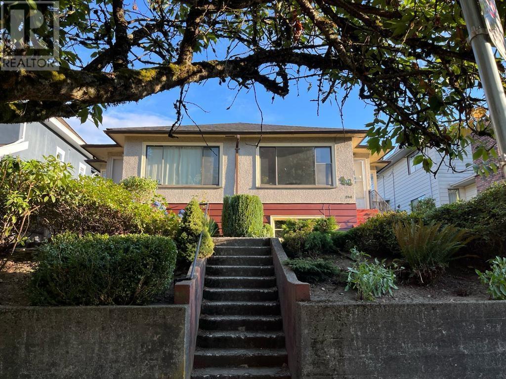 240 E 20TH AVENUE, Vancouver
