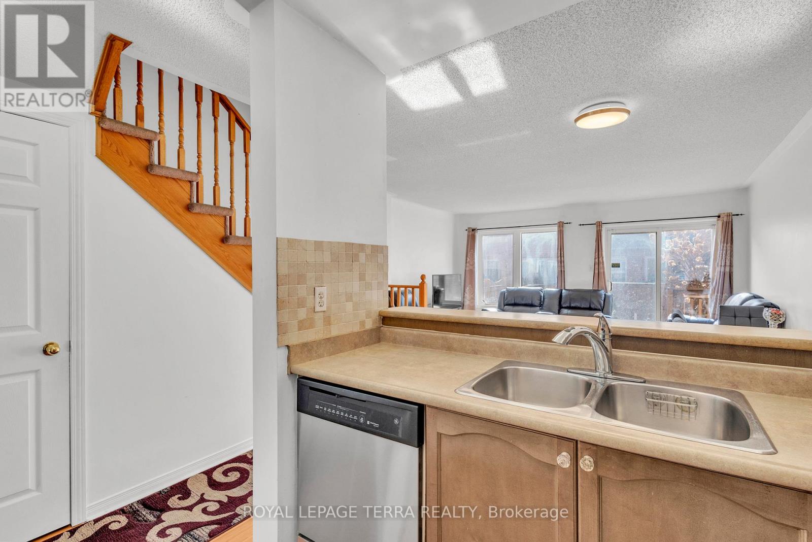 105 - 27 Brucewood Road, Brampton, Ontario  L6R 3N1 - Photo 18 - W12037061