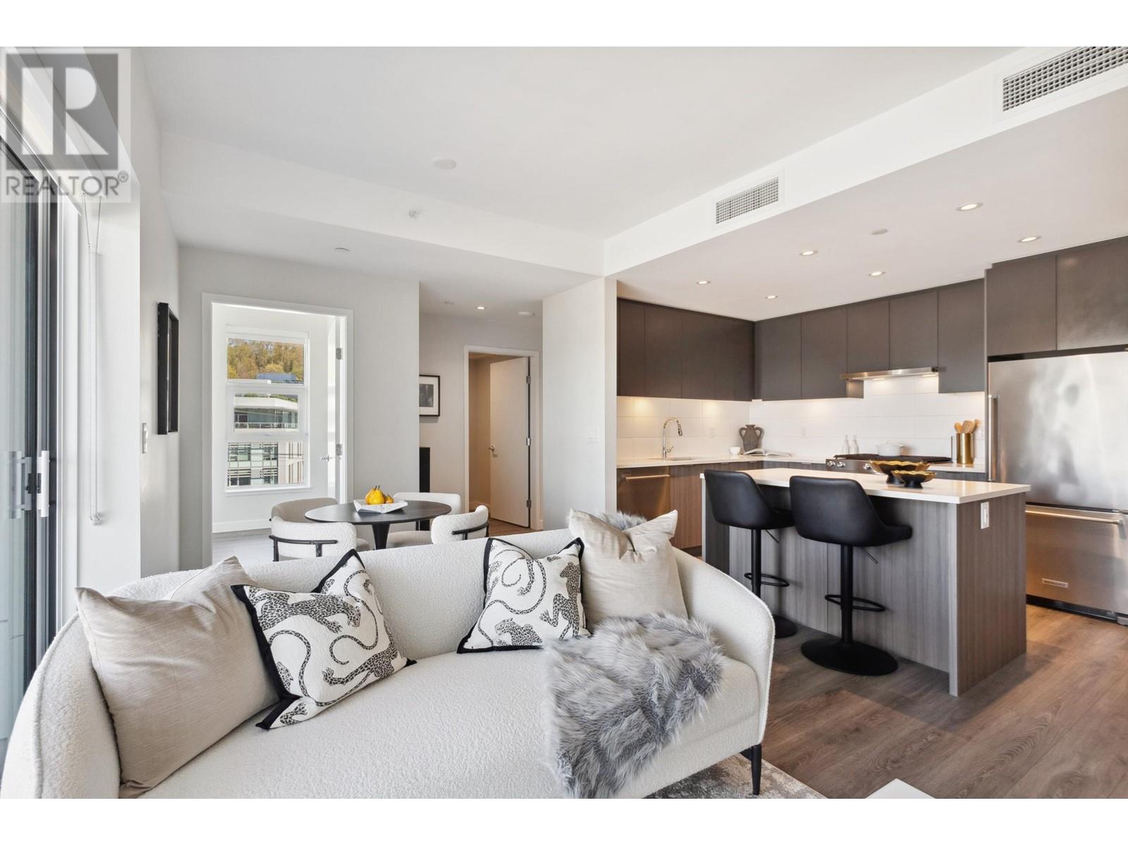 513 3430 E Kent Avenue South, Vancouver, British Columbia  V5S 0G7 - Photo 1 - R2967357