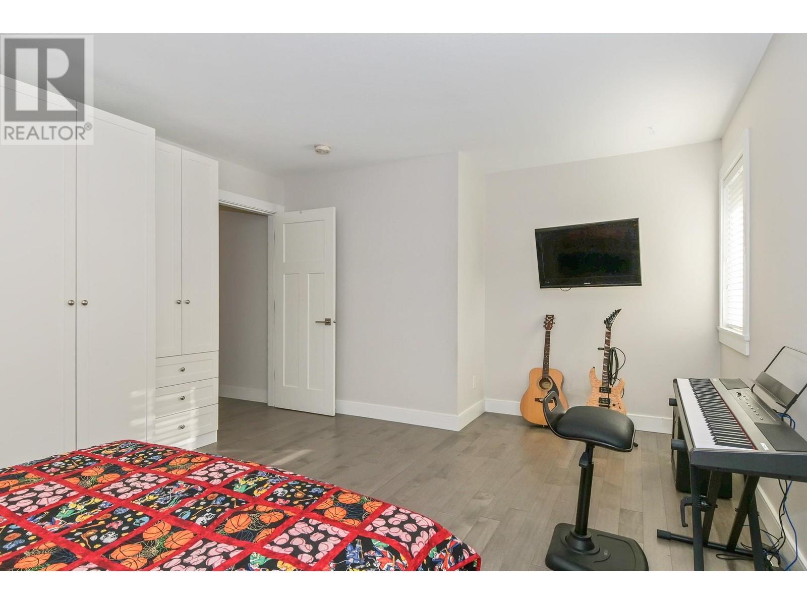 20389 124b Avenue, Maple Ridge, British Columbia  V2X 9R9 - Photo 19 - R2960206