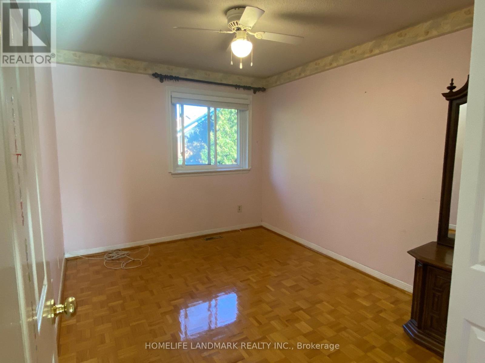 33 Ecclesfield Drive, Toronto, Ontario  M1W 2Y3 - Photo 11 - E12037066