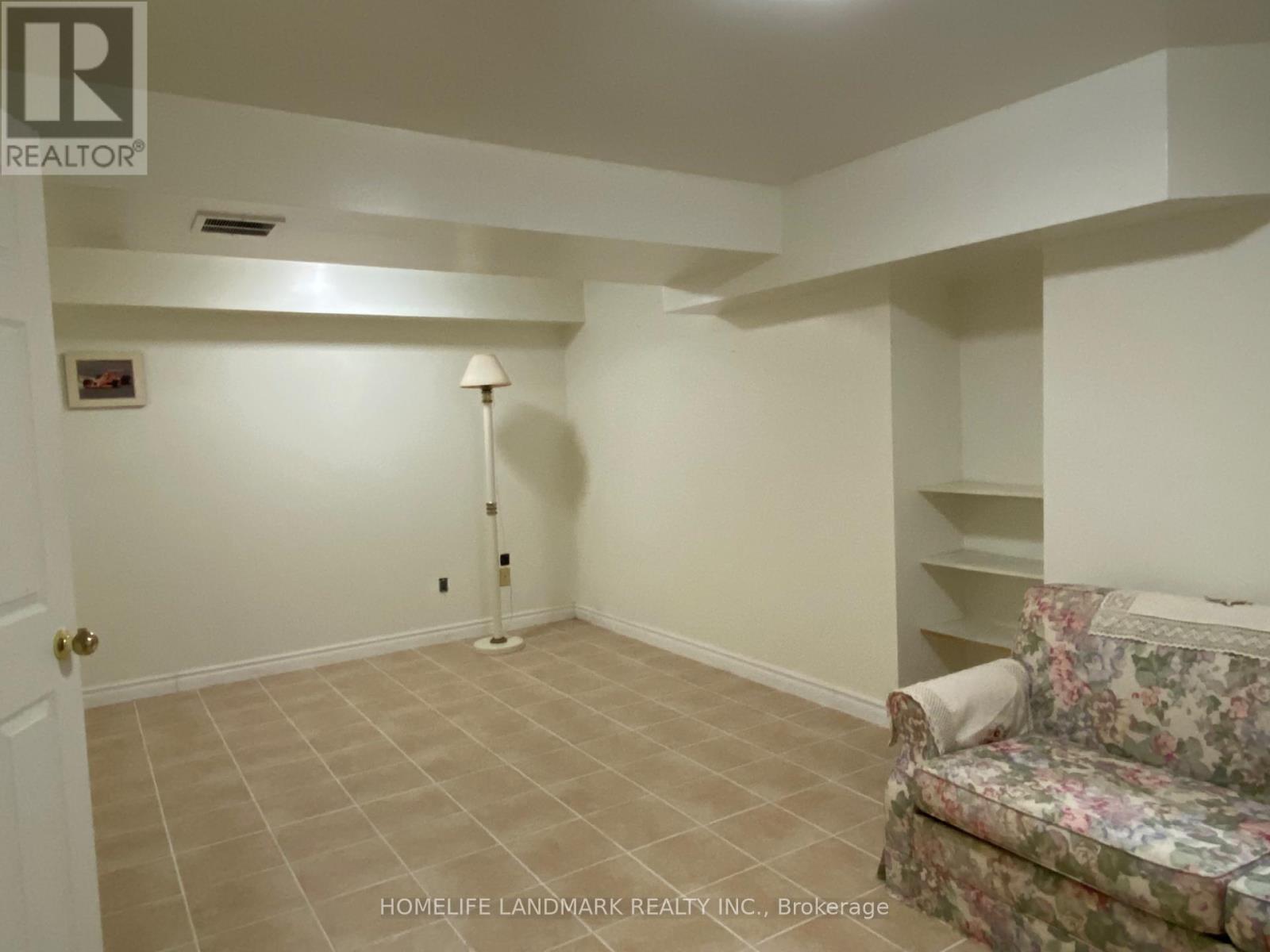 33 Ecclesfield Drive, Toronto, Ontario  M1W 2Y3 - Photo 22 - E12037066