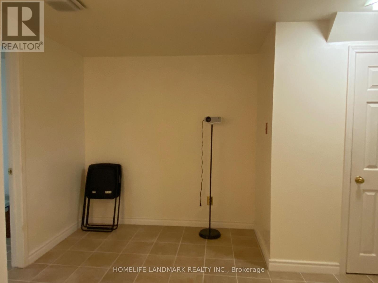 33 Ecclesfield Drive, Toronto, Ontario  M1W 2Y3 - Photo 26 - E12037066
