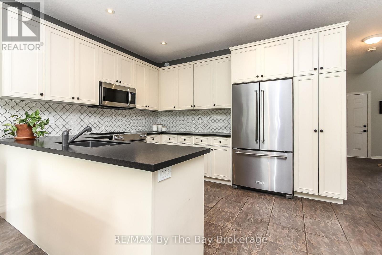 20 Lynden Street, Collingwood, Ontario  L9Y 0C4 - Photo 18 - S12037143