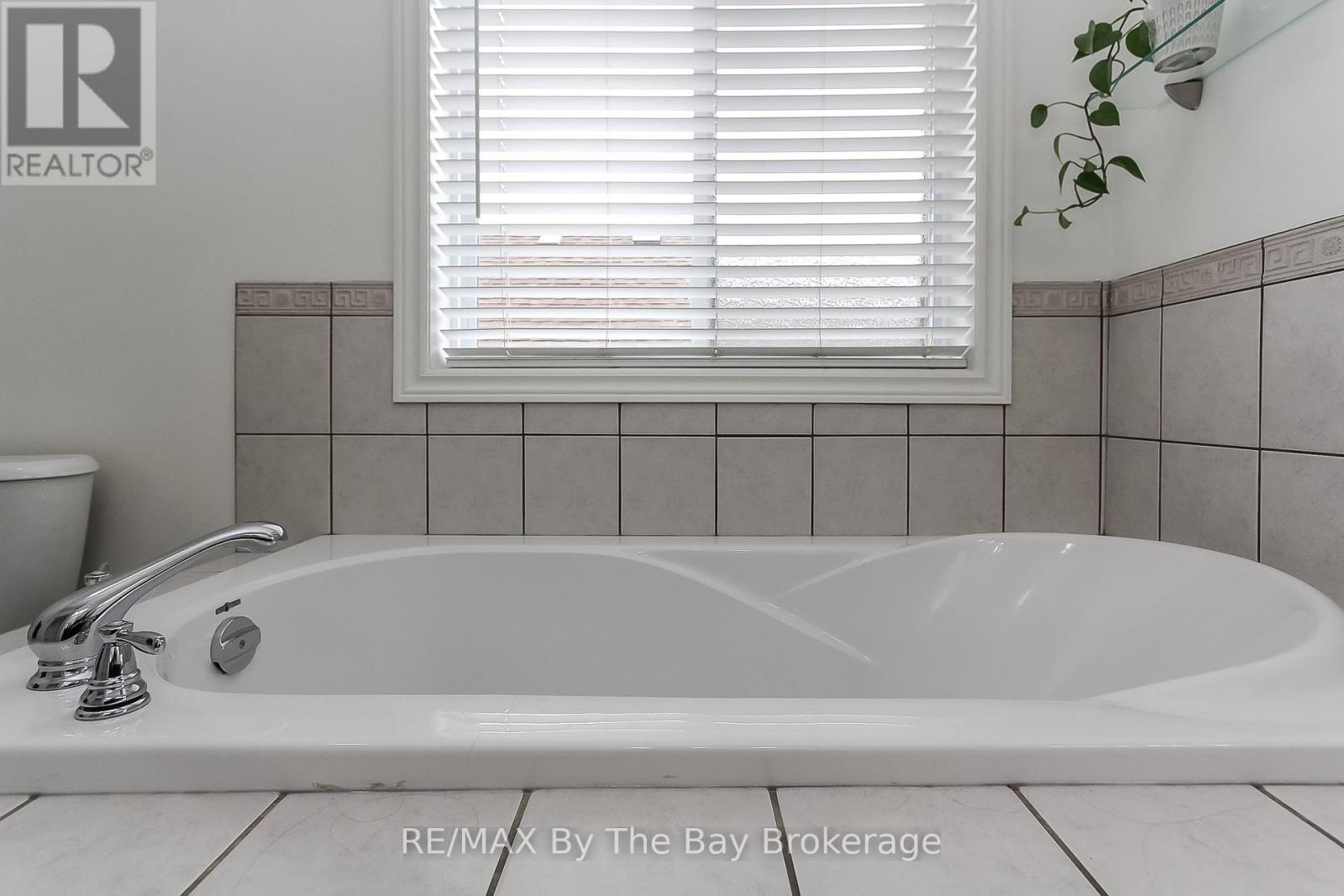 20 Lynden Street, Collingwood, Ontario  L9Y 0C4 - Photo 34 - S12037143