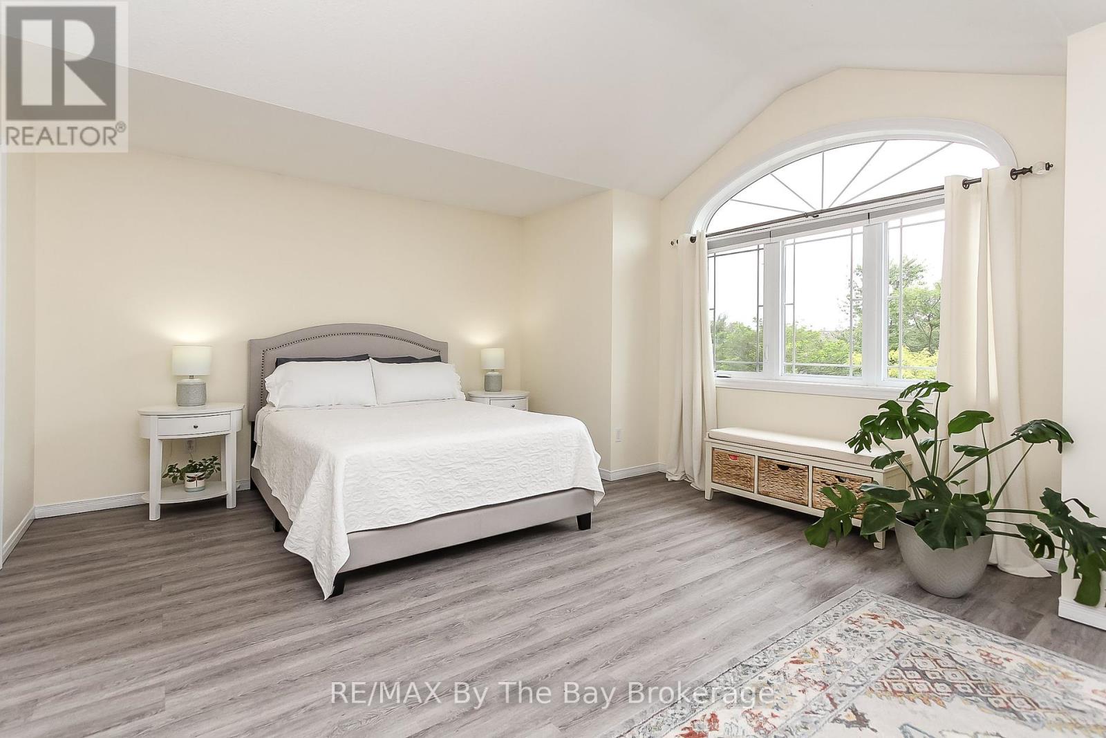 Property at 20 LYNDEN STREET image 5
