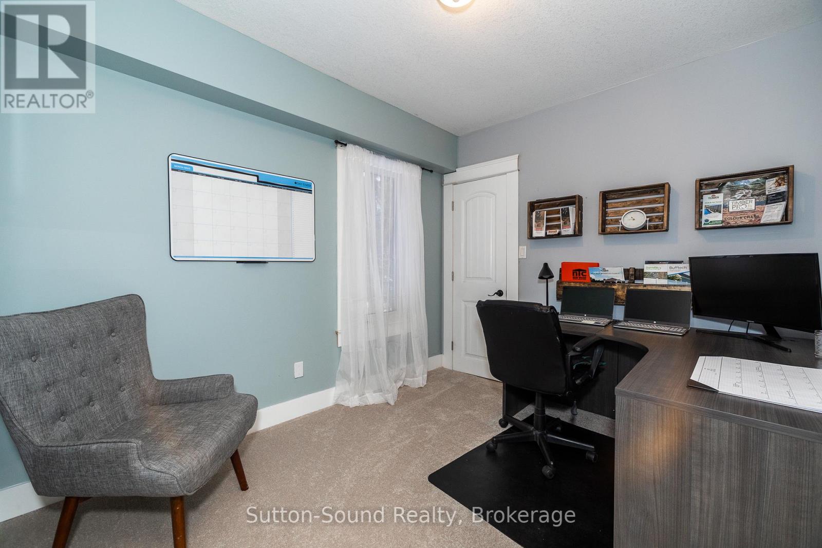 875 27th Street W, Georgian Bluffs, Ontario  N4K 6V5 - Photo 26 - X12037161