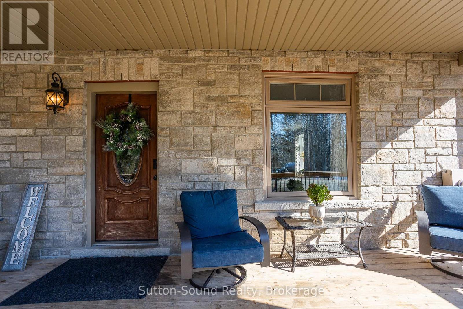 875 27th Street W, Georgian Bluffs, Ontario  N4K 6V5 - Photo 4 - X12037161