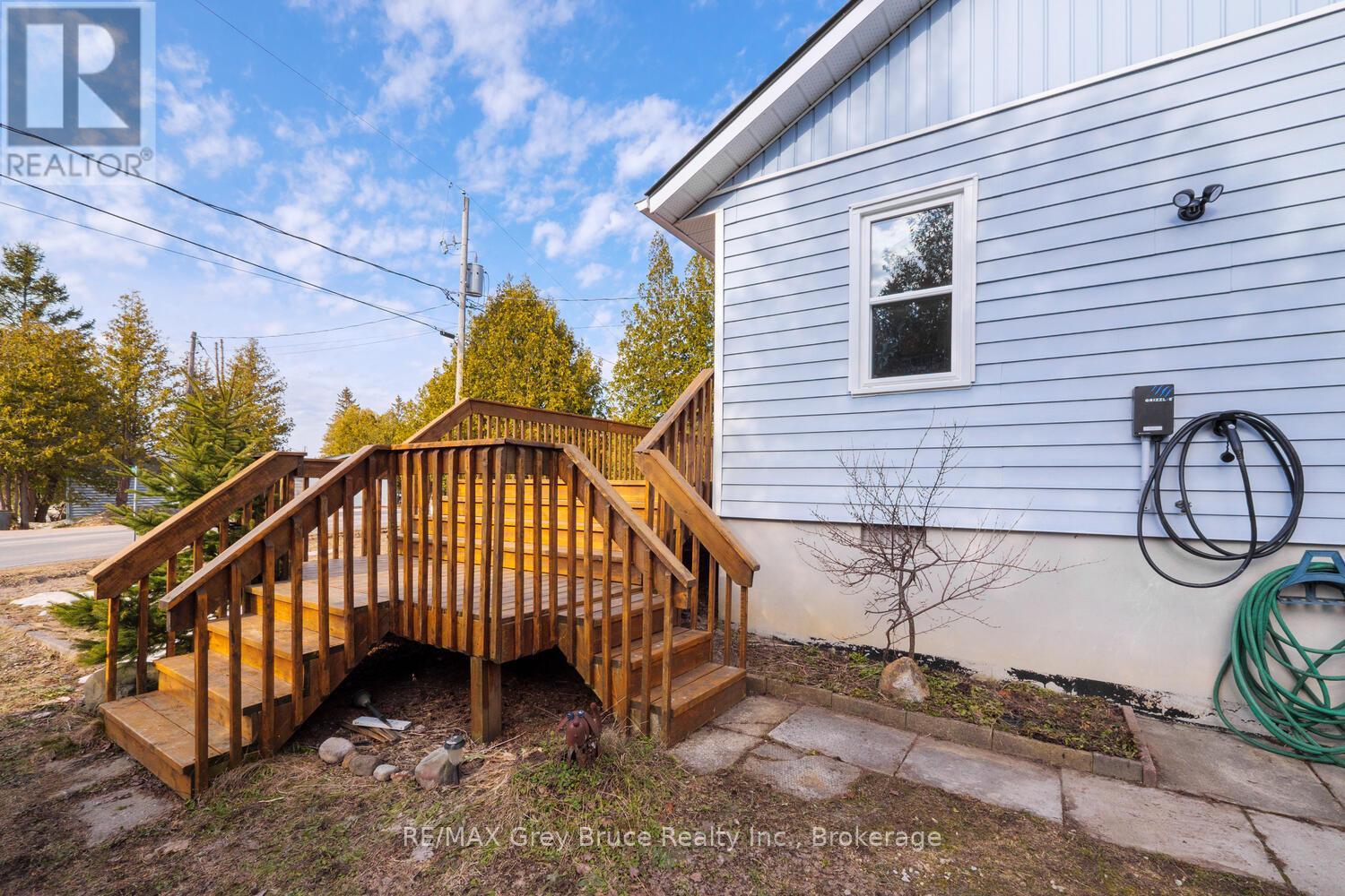 861 Pike Bay Road, Northern Bruce Peninsula, Ontario  N0H 2T0 - Photo 21 - X12037173