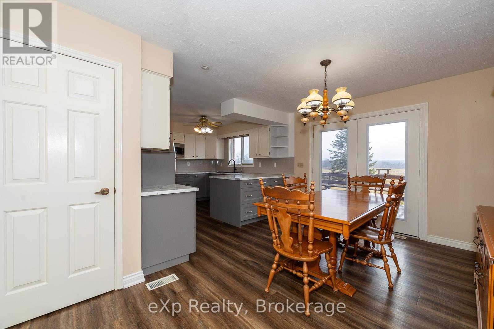 439607 Sydenham-Lakeshore Drive, Meaford, Ontario  N0H 1B0 - Photo 10 - X12037178