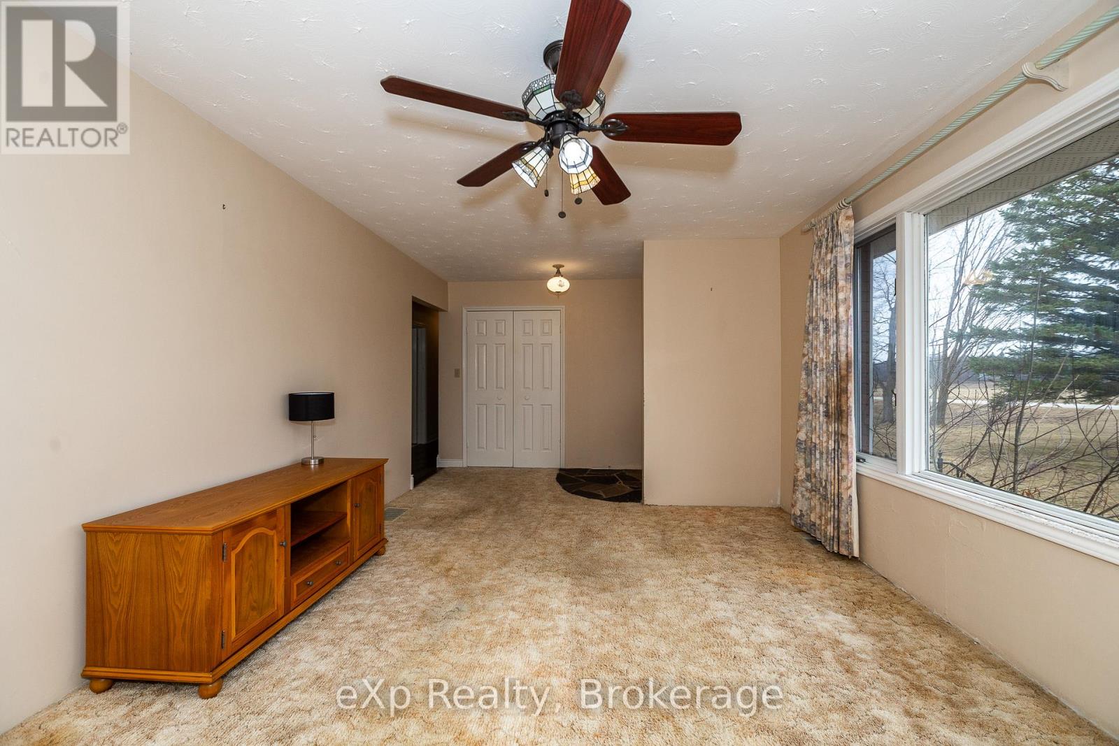 439607 Sydenham-Lakeshore Drive, Meaford, Ontario  N0H 1B0 - Photo 5 - X12037178