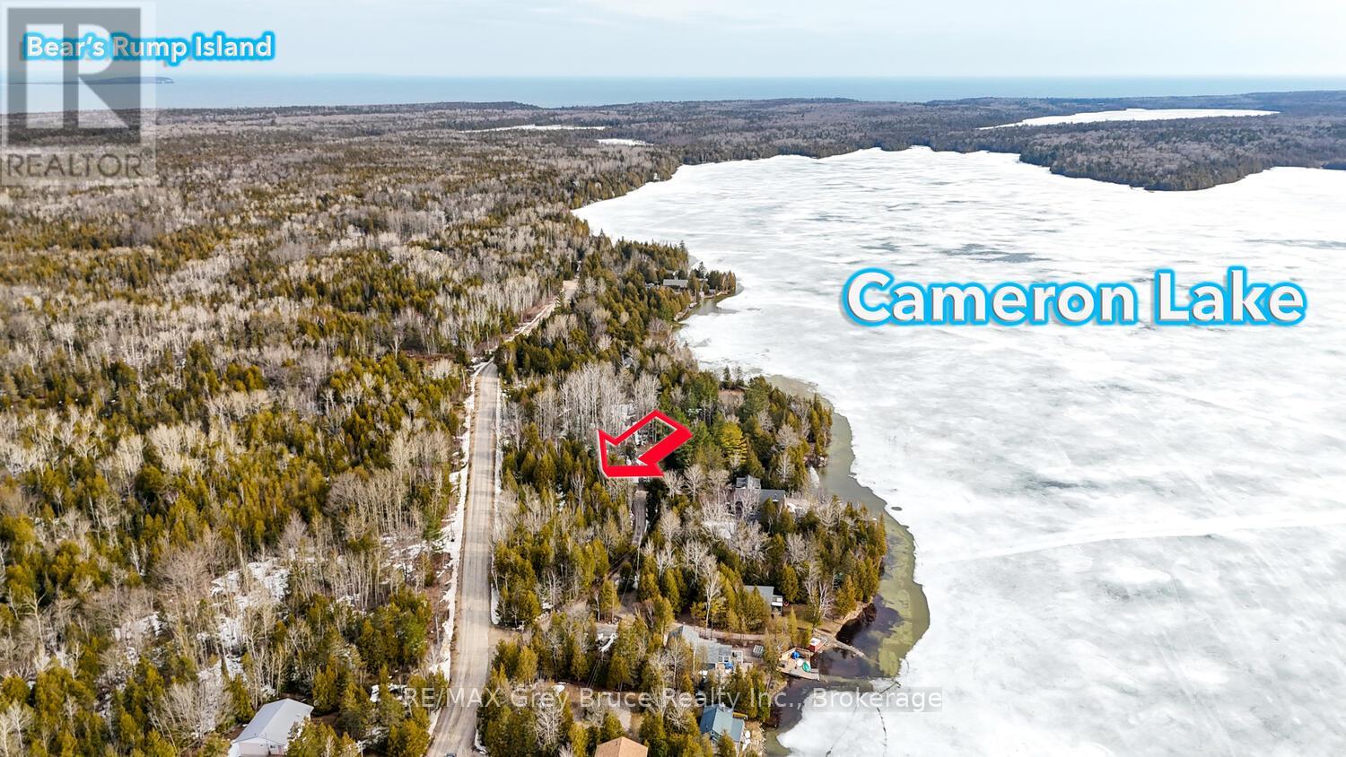 Na Birchwood Drive, Northern Bruce Peninsula, Ontario  N0H 2R0 - Photo 2 - X12037180