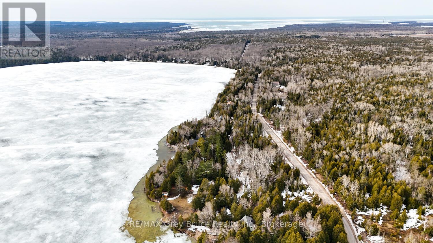 Na Birchwood Drive, Northern Bruce Peninsula, Ontario  N0H 2R0 - Photo 8 - X12037180