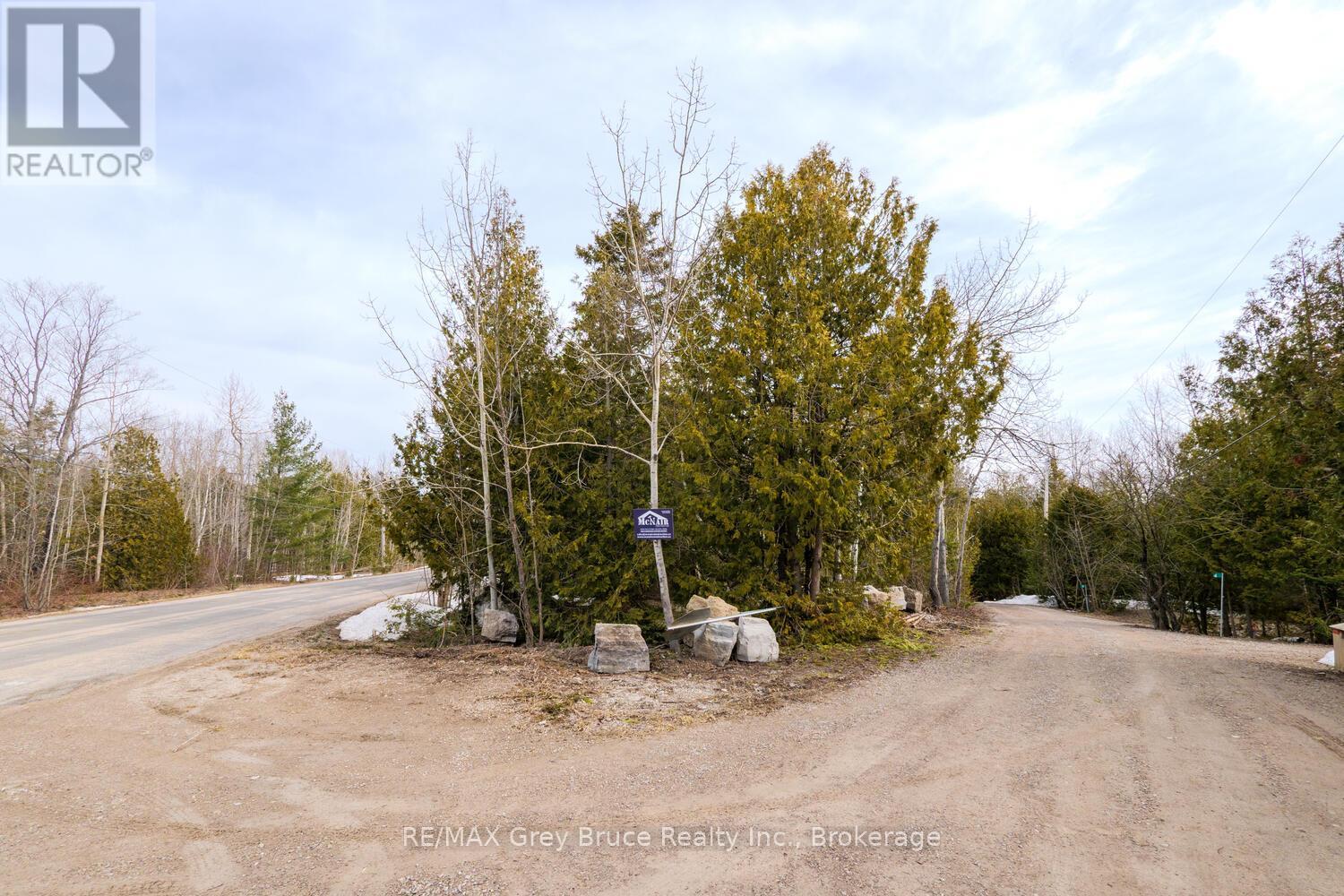 Na Birchwood Drive, Northern Bruce Peninsula, Ontario  N0H 2R0 - Photo 9 - X12037180