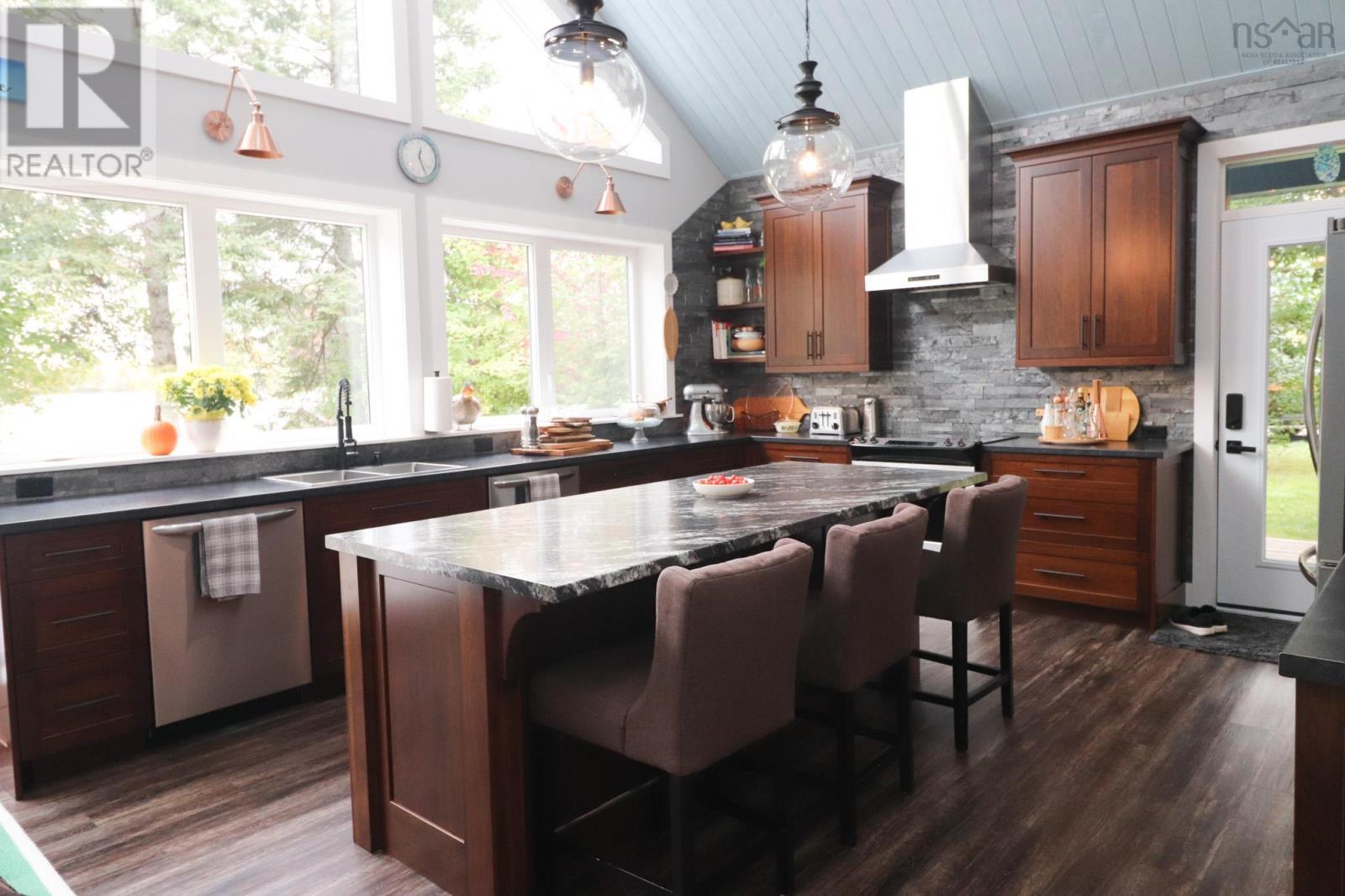 100 Lake Shore Drive, Great Village, Nova Scotia  B0M 1L0 - Photo 13 - 202505606