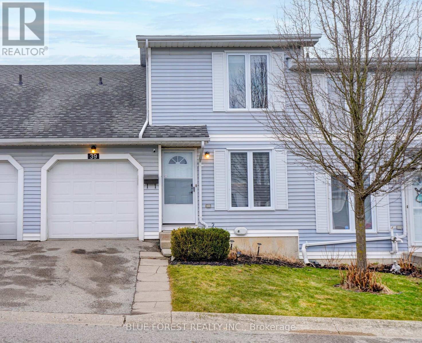 Property at 39 - 120 CENTRE STREET image 2
