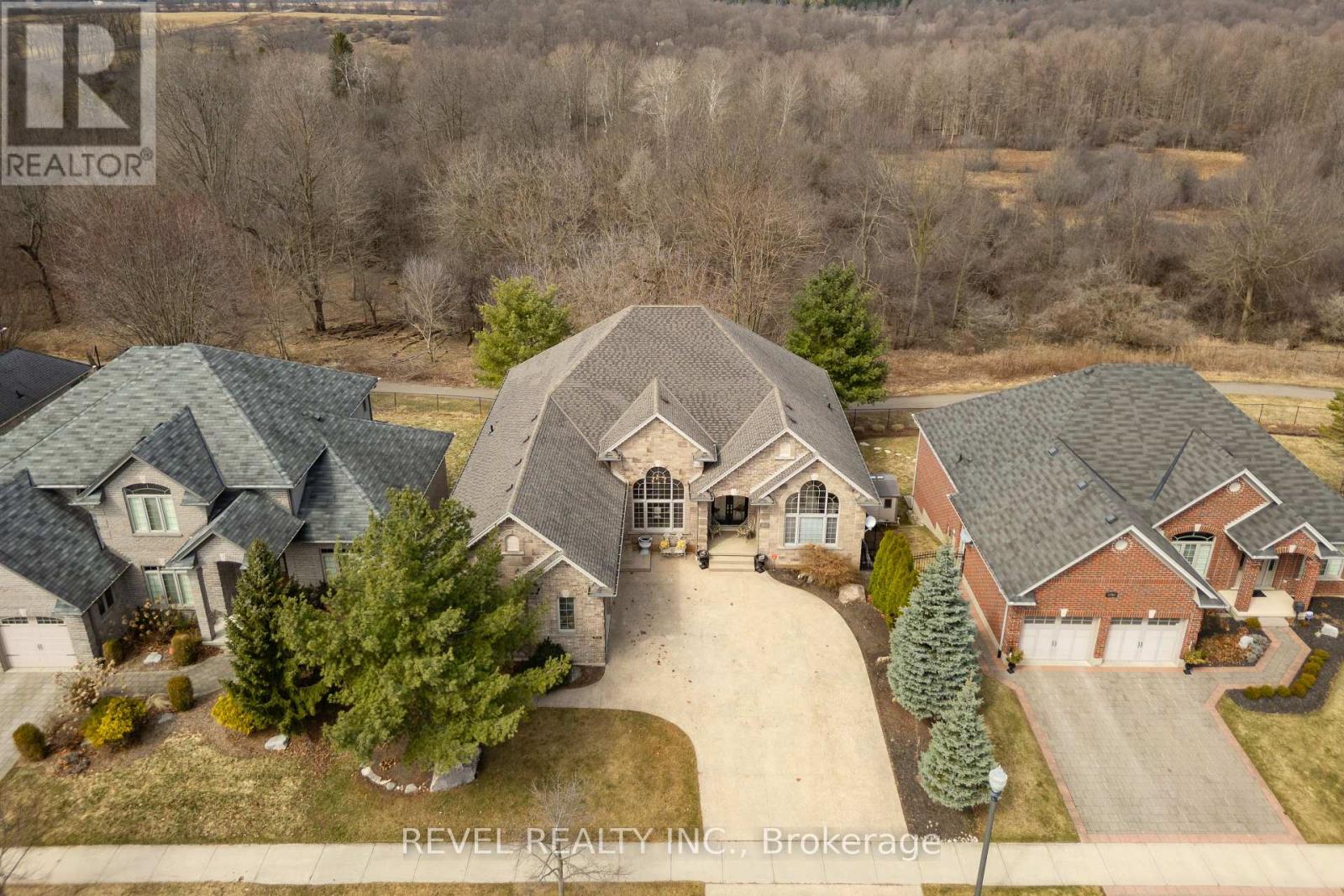 Photo 3 of 50 for 1802 Riverbend Road