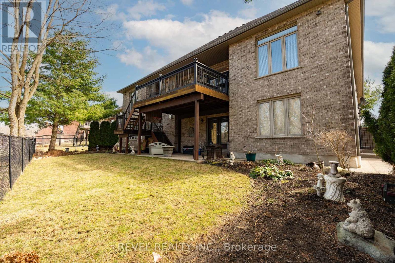 Photo 8 of 50 for 1802 Riverbend Road