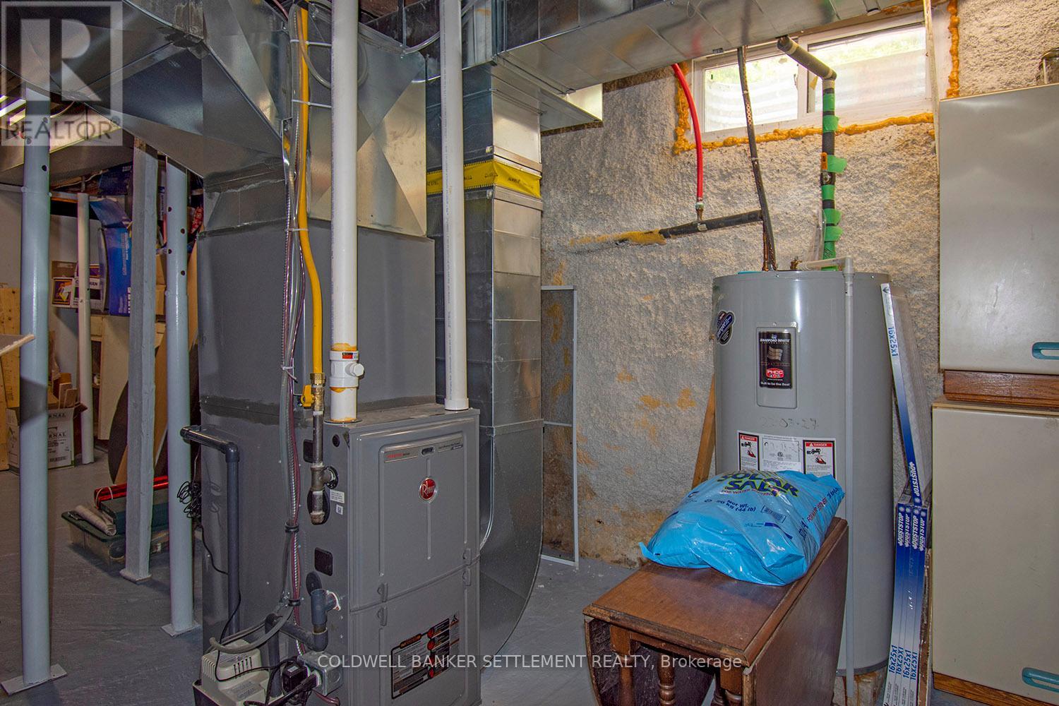 1070 Elizabeth Street, Frontenac (Frontenac Centre), Ontario  K0H 2P0 - Photo 26 - X12037199