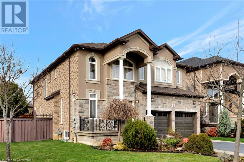 Property at 3 RIANNA Court image 3