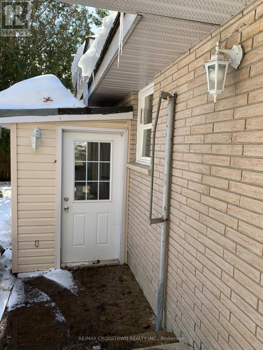 259 Superior Street, Clearview, Ontario  L0M 1S0 - Photo 11 - S12008373