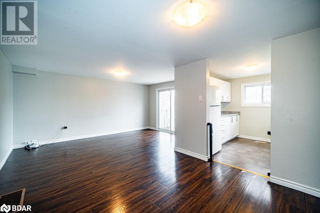 39 Laurie Crescent, Barrie, Ontario  L4M 6C7 - Photo 14 - 40708890