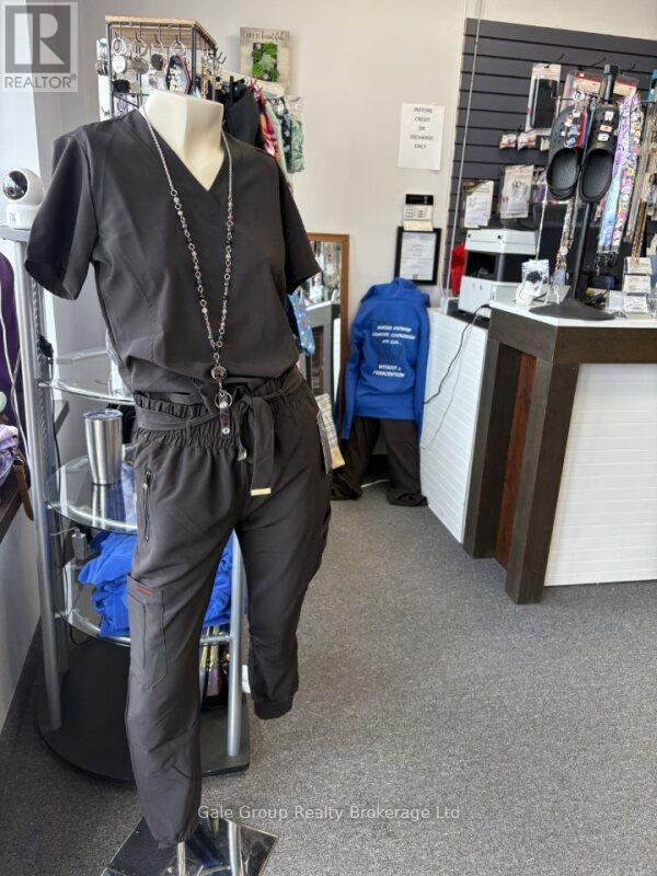 #2 - Medicwear - 84 Charing Cross Street, Brantford, Ontario  N3R 2H6 - Photo 13 - X12037236