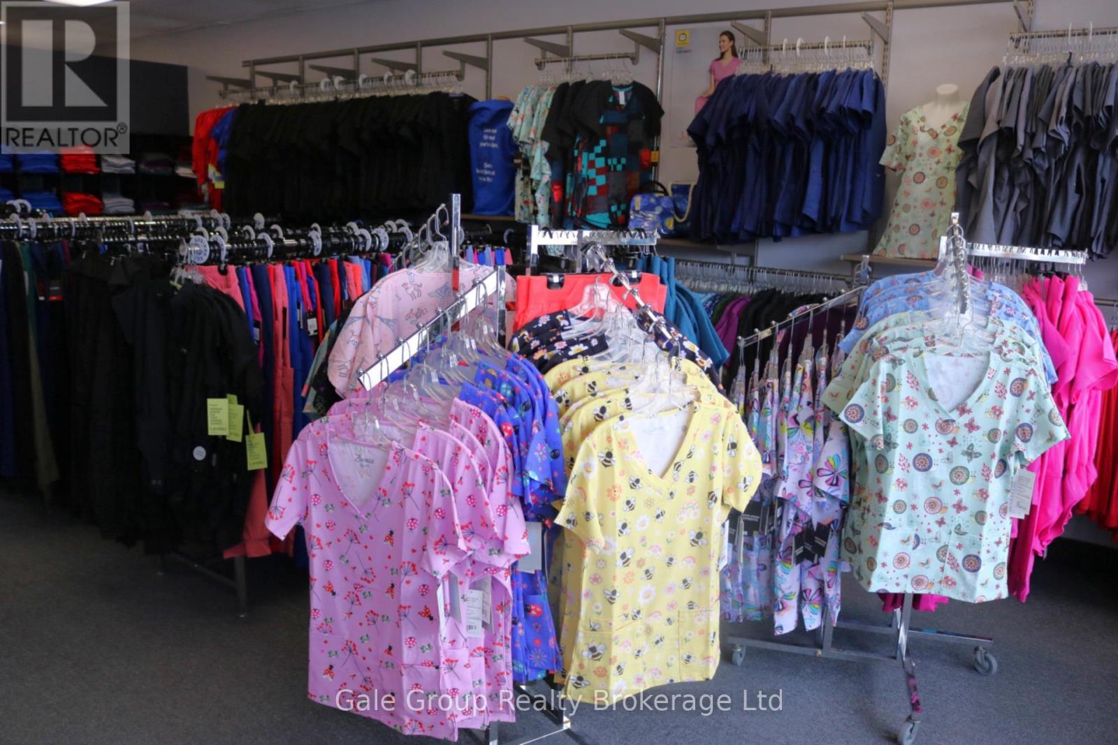 #2 - Medicwear - 84 Charing Cross Street, Brantford, Ontario  N3R 2H6 - Photo 7 - X12037236