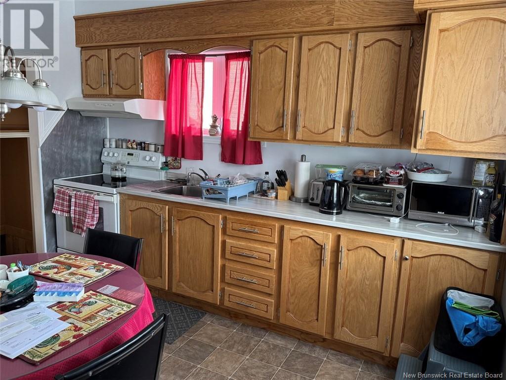 Property at 81 Veniot Street image 2
