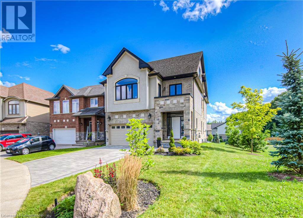 Property at 338 MOORLANDS Crescent image 2