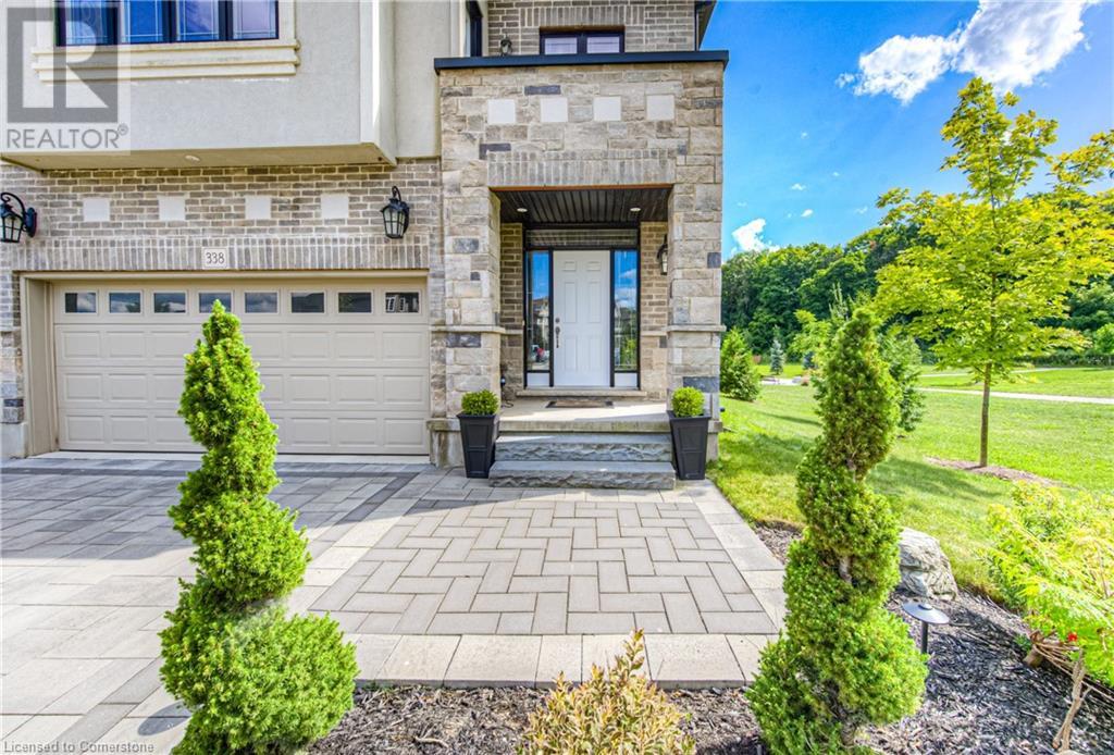 Property at 338 MOORLANDS Crescent image 4