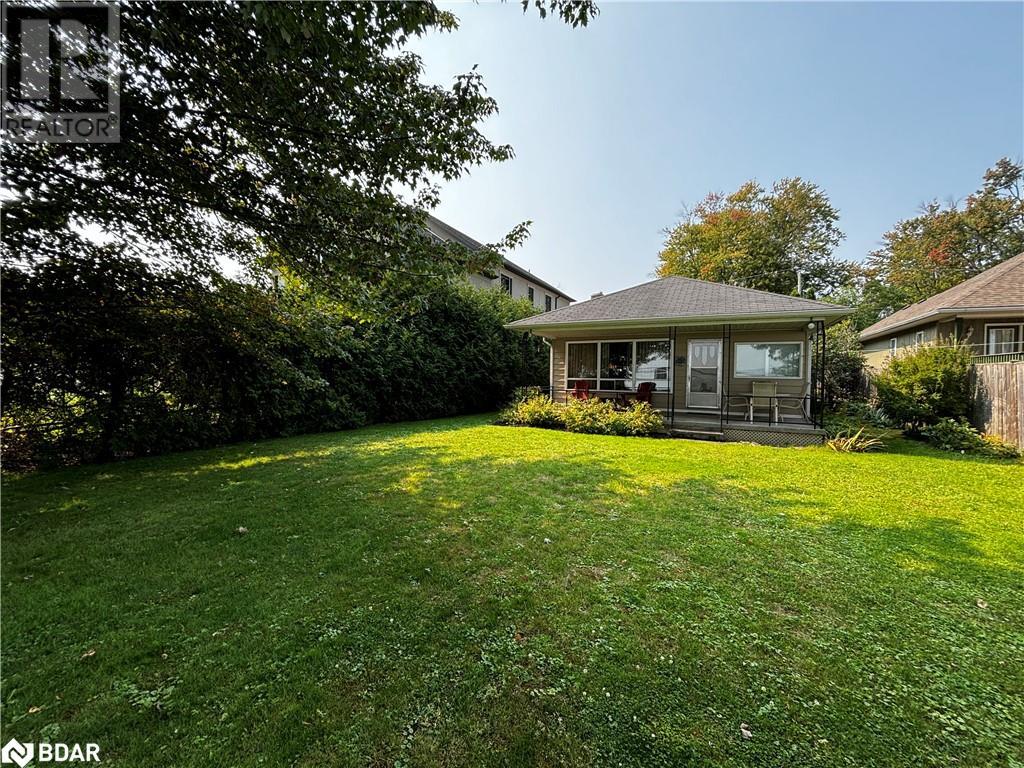 Property at 297 BEACH Road image 3