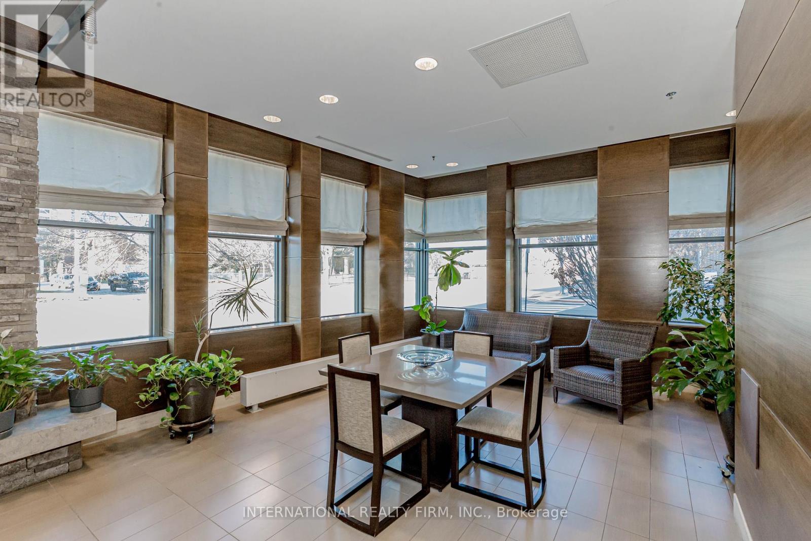 211 - 1 Hurontario Street, Mississauga, Ontario  L5G 0A3 - Photo 7 - W12037291